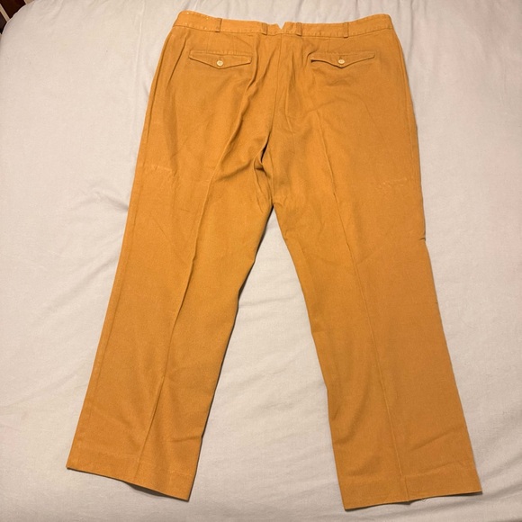 Orvis Men's Golden Chinos - Picture 2 of 6